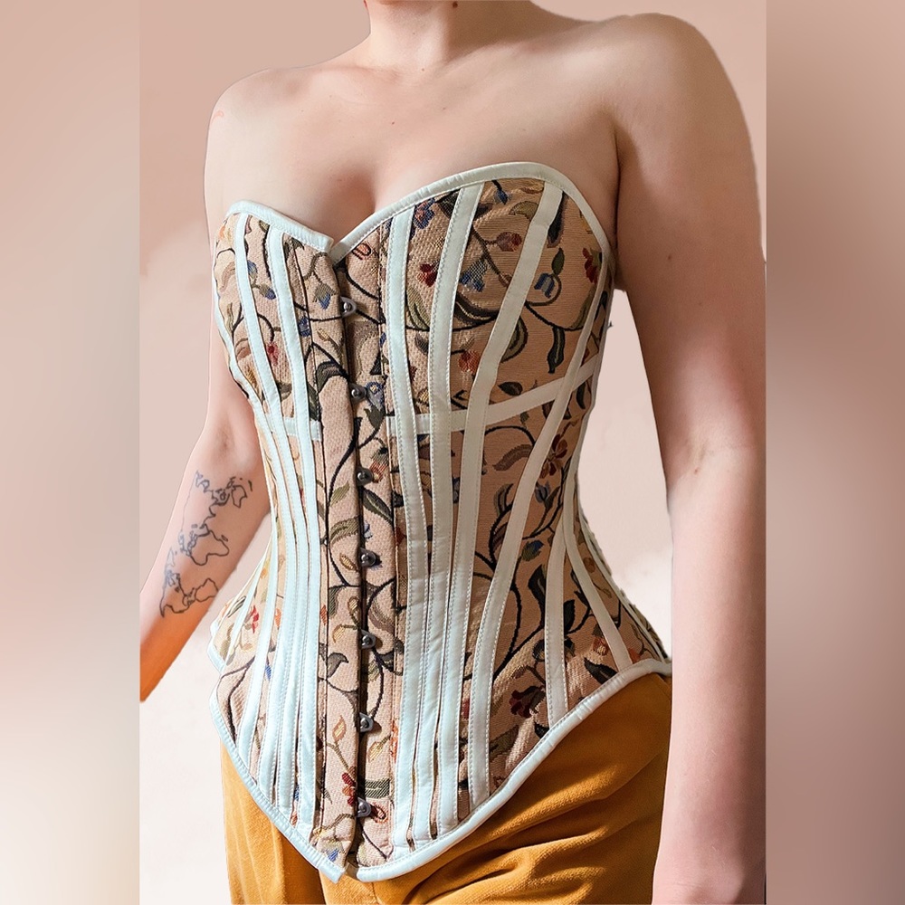 Vintage Floral Steel-Boned Corset